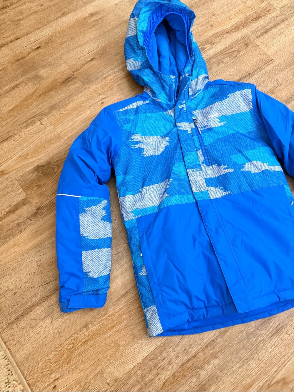 Columbia • Omni-Tech Snow Jacket - Picture 2 of 14